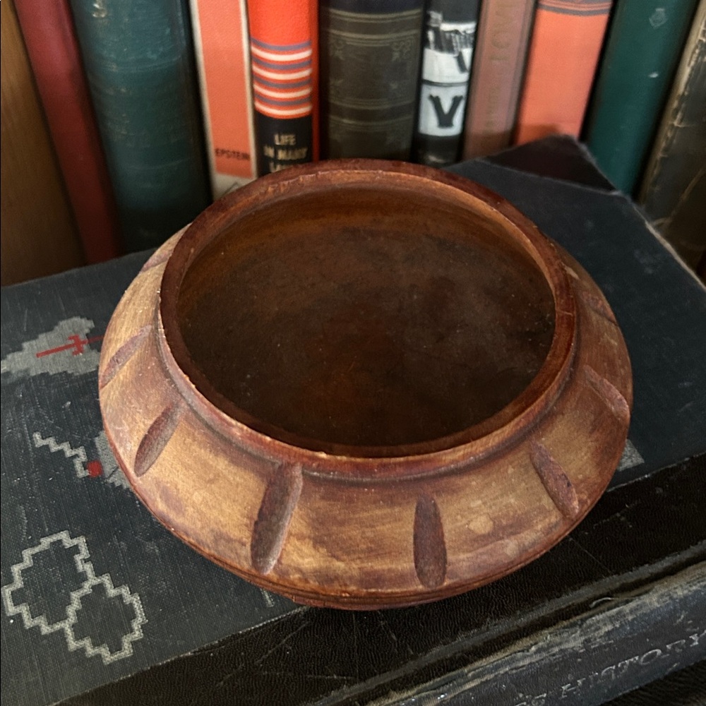 Rustic Wooden Bowl - Picture 6 of 10